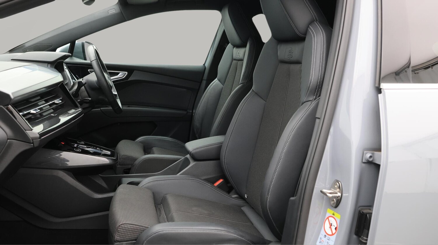 Used Audi Q4 e-tron 2022 for sale - 76456640: Photo 15