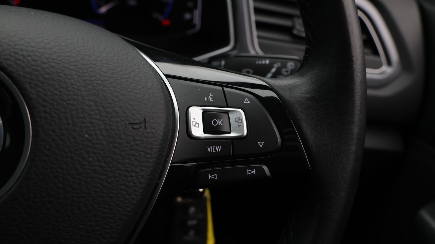 Used Volkswagen T-Roc 2021 for sale - 77431760: Photo 25