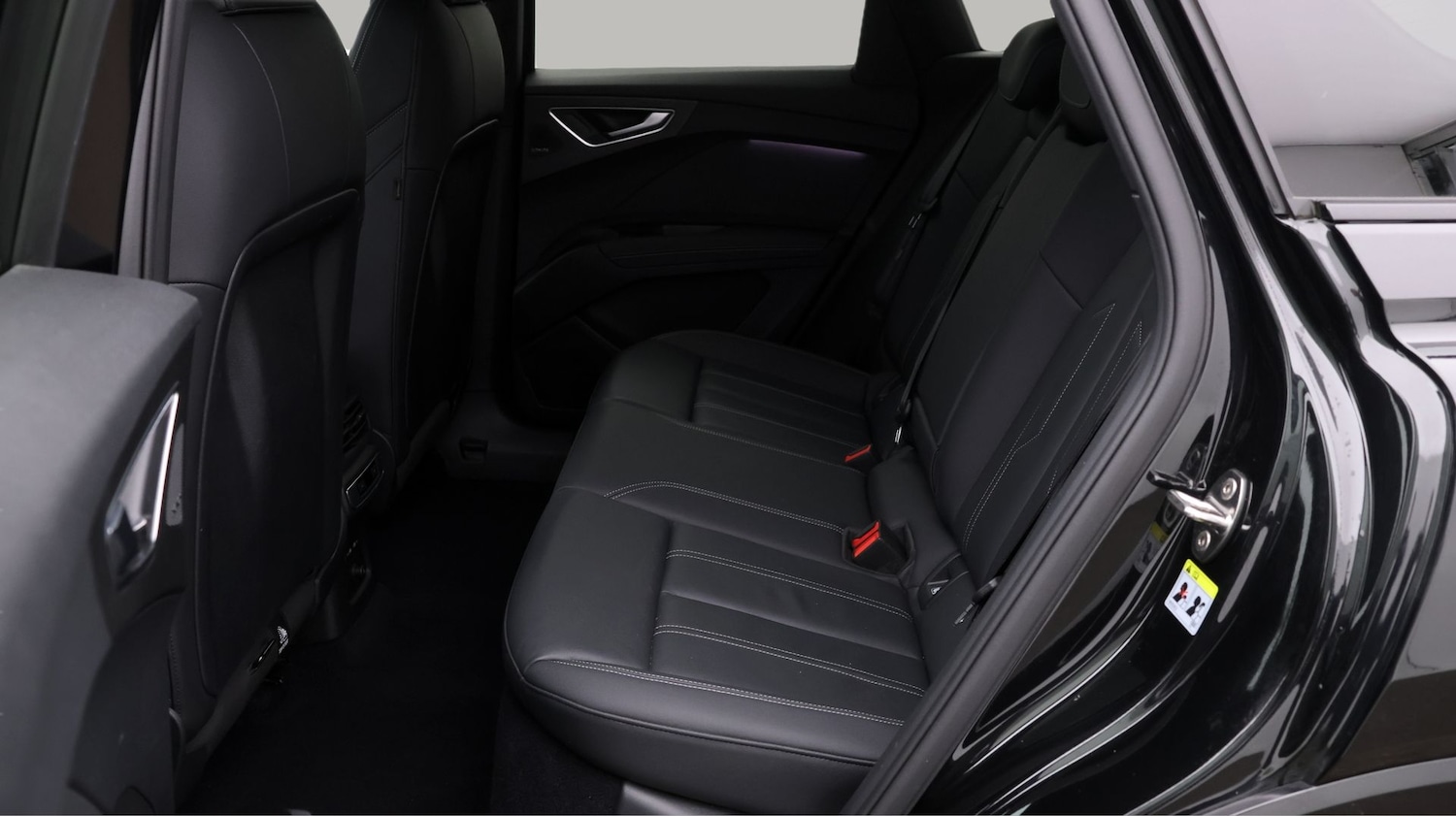 Used Audi Q4 e-tron 2023 for sale - 77610282: Photo 16