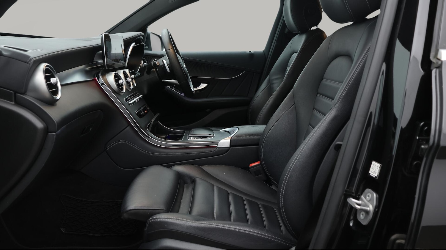 Used Mercedes-Benz GLC 2020 for sale - 76521755: Photo 15