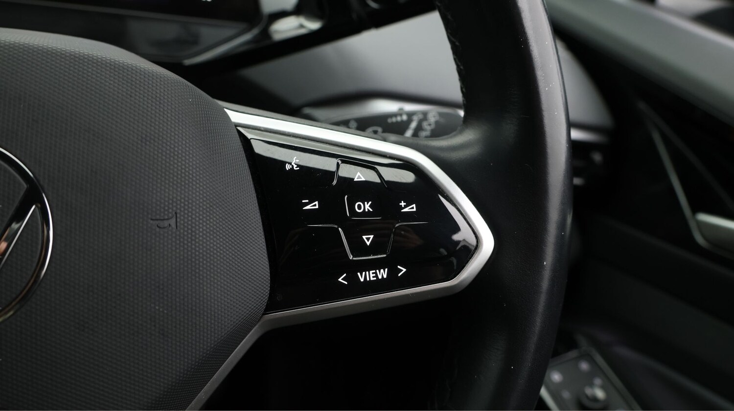 Used Volkswagen ID.4 2022 for sale - 76891698: Photo 24