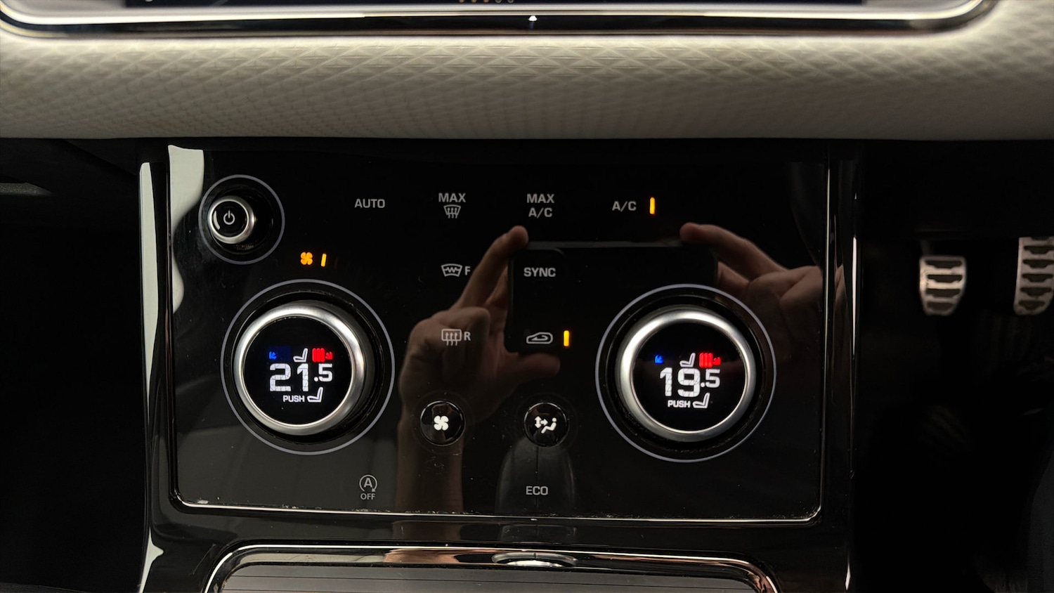 Used Land Rover Range Rover Evoque 2022 for sale - 77945845: Photo 11