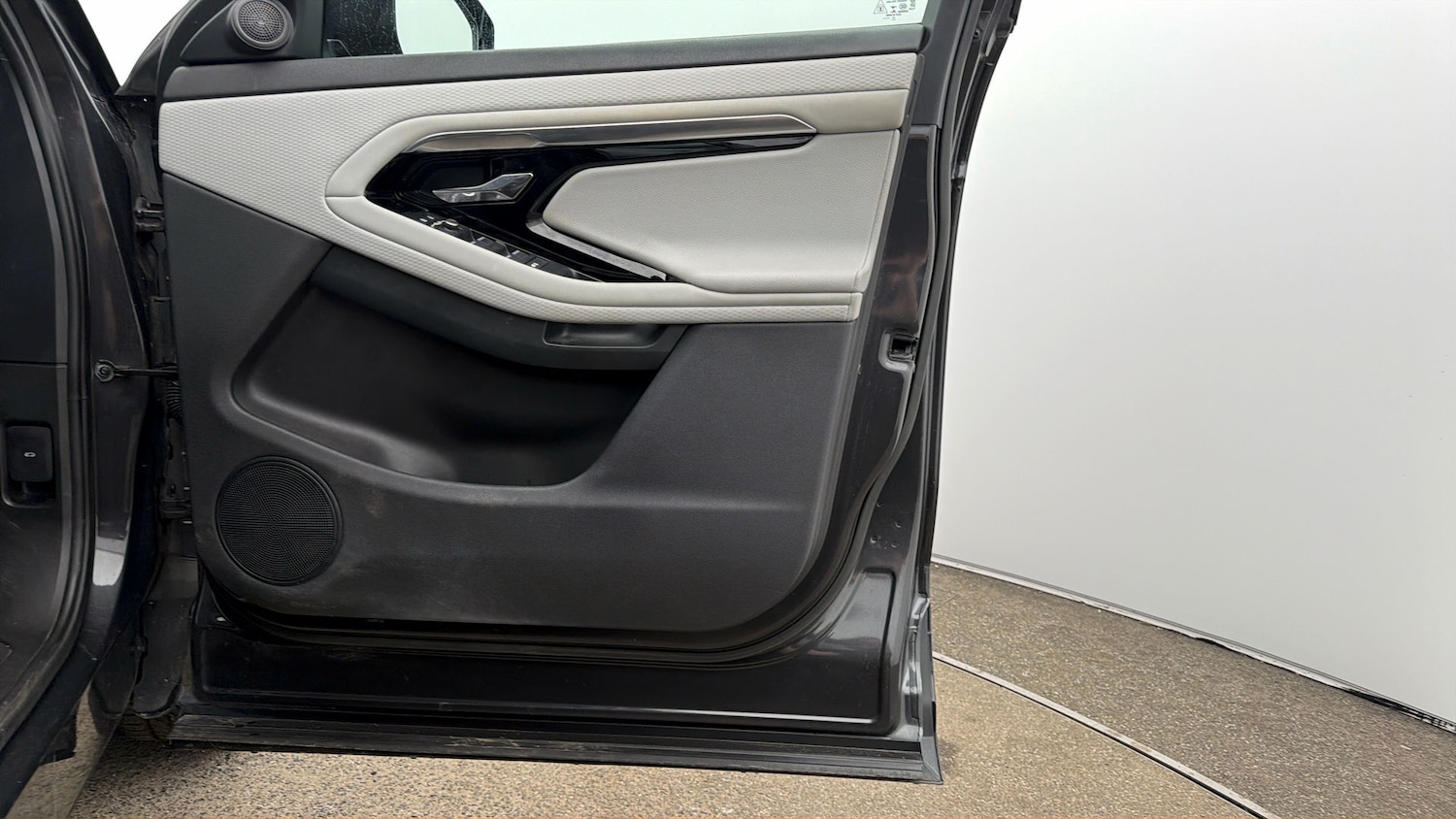 Used Land Rover Range Rover Evoque 2022 for sale - 77945845: Photo 14