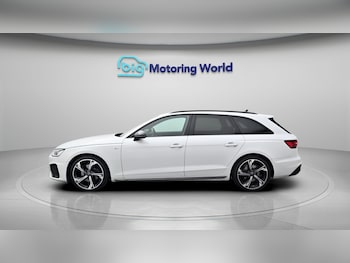 Used Audi A4 Avant 2023 for sale - 79152649: Photo