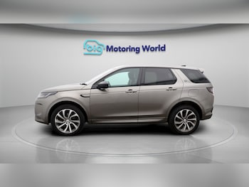 Used Land Rover Discovery Sport 2022 for sale - 77474912: Photo
