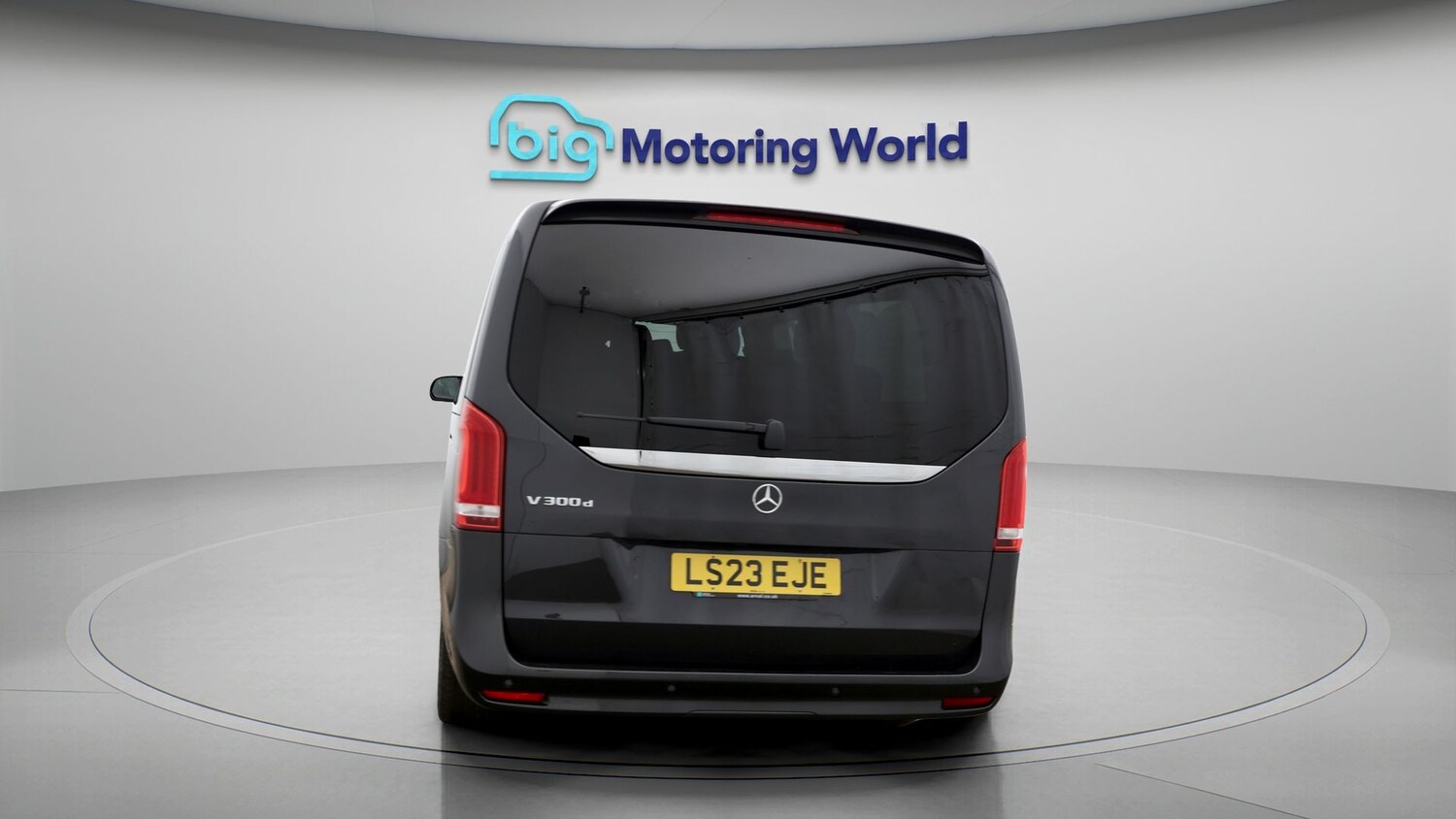 Used Mercedes-Benz V-Class 2023 for sale - 77872364: Photo 6