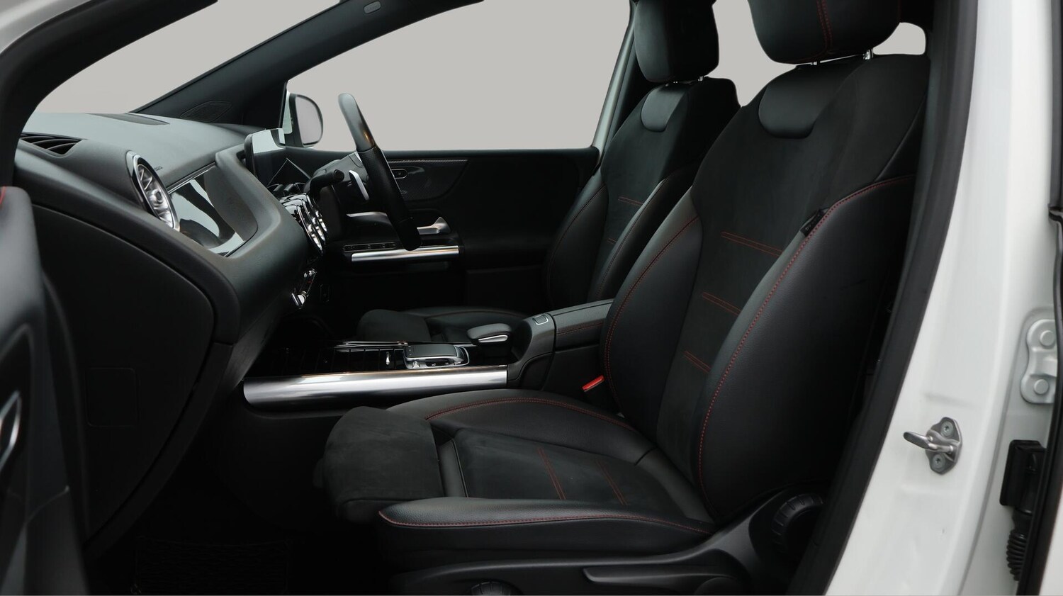 Used Mercedes-Benz B Class 2020 for sale - 76408991: Photo 15