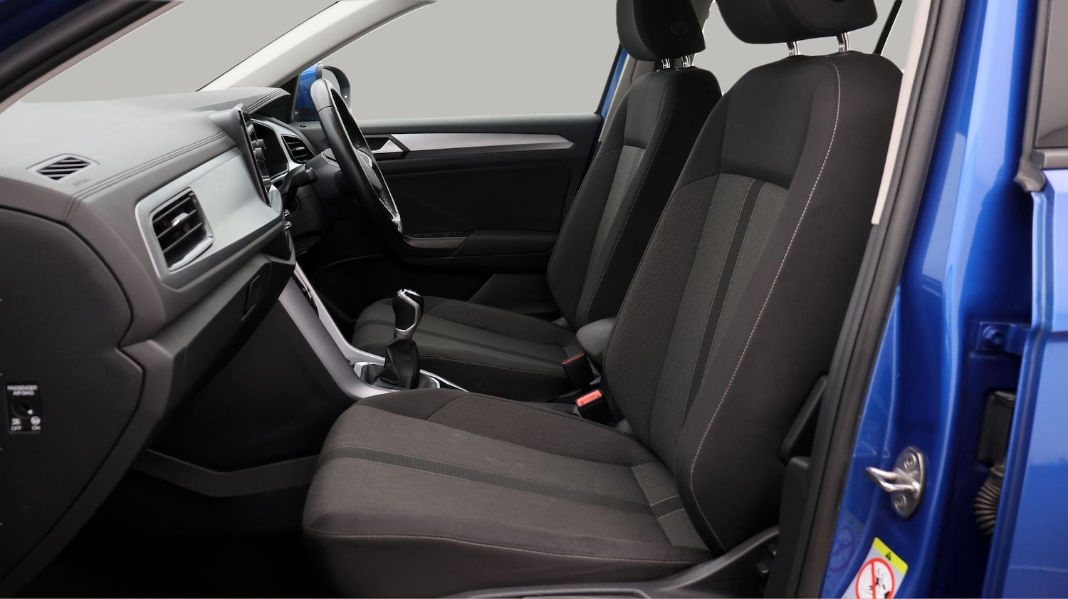 Used Volkswagen T-Roc 2023 for sale - 77745289: Photo 14