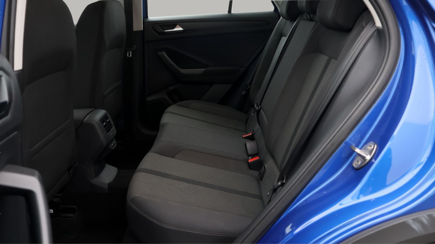 Used Volkswagen T-Roc 2023 for sale - 77745289: Photo 16