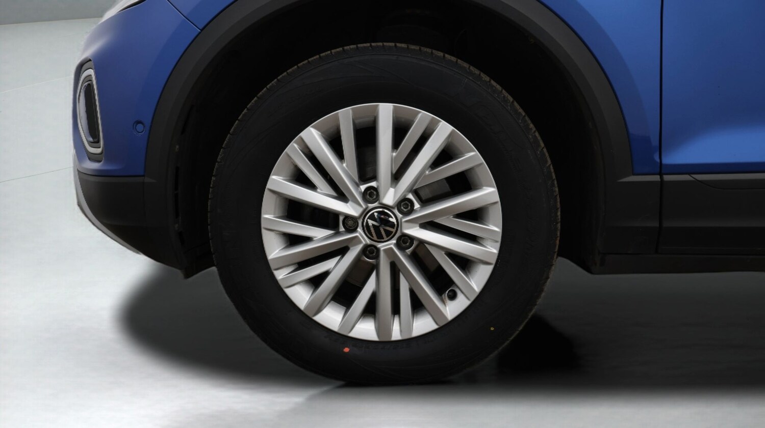 Used Volkswagen T-Roc 2023 for sale - 77745289: Photo 18