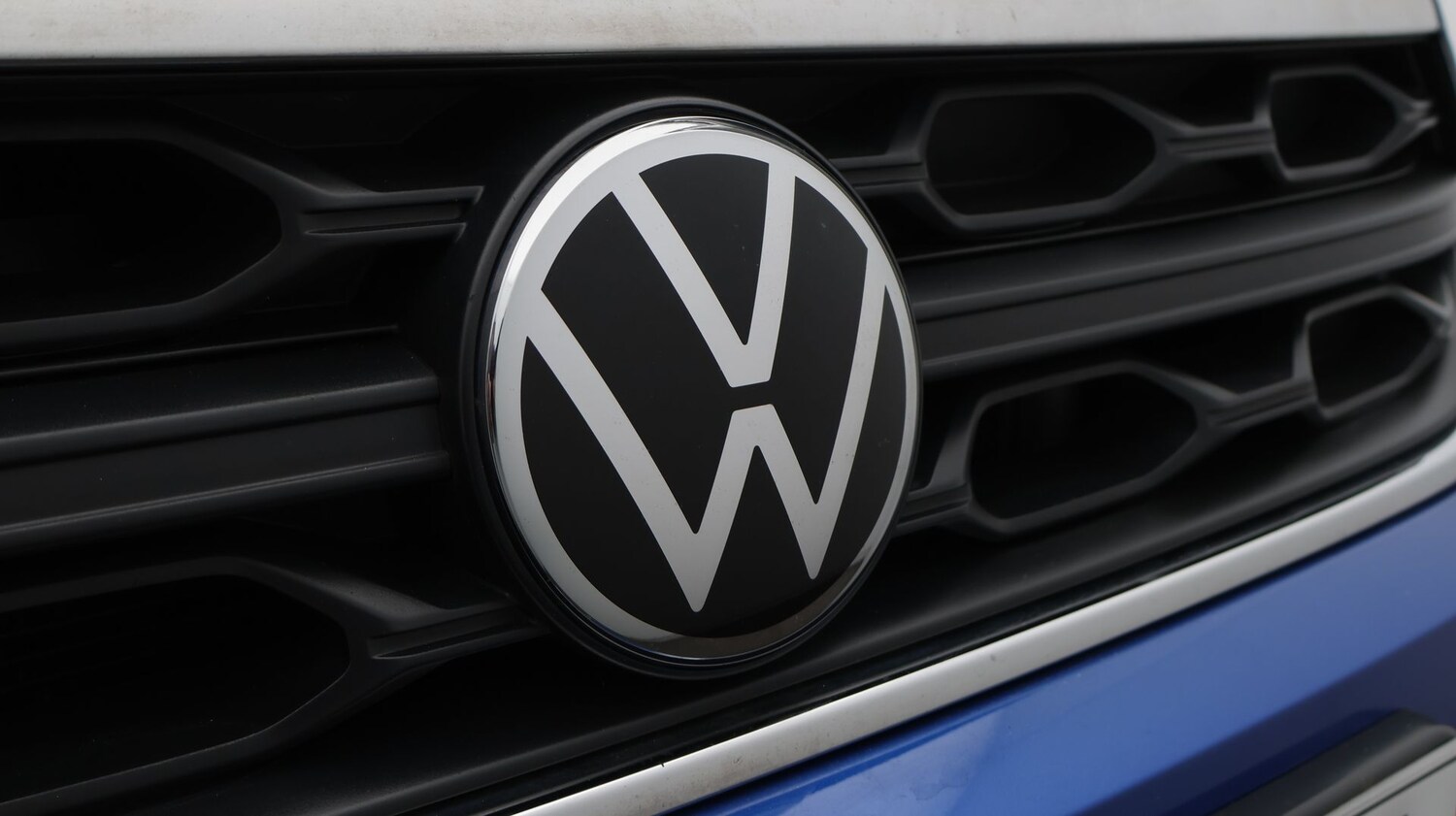 Used Volkswagen T-Roc 2023 for sale - 77745289: Photo 25