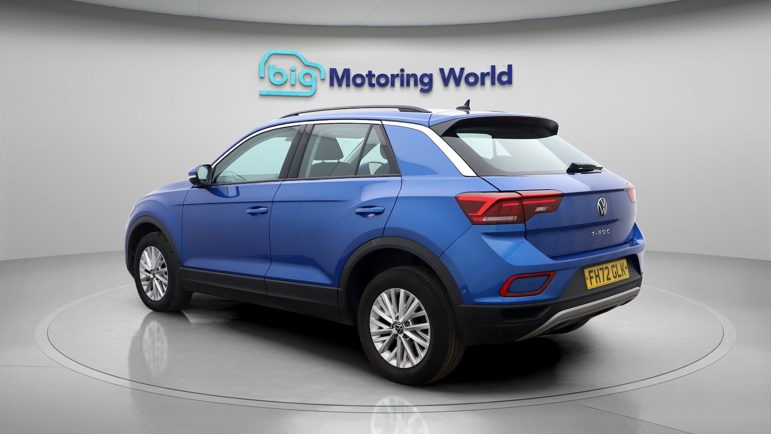 Used Volkswagen T-Roc 2023 for sale - 77745289: Photo 5