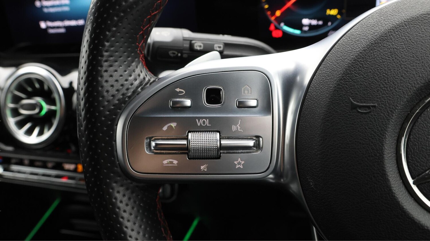 Used Mercedes-Benz EQA 2021 for sale - 76573127: Photo 27