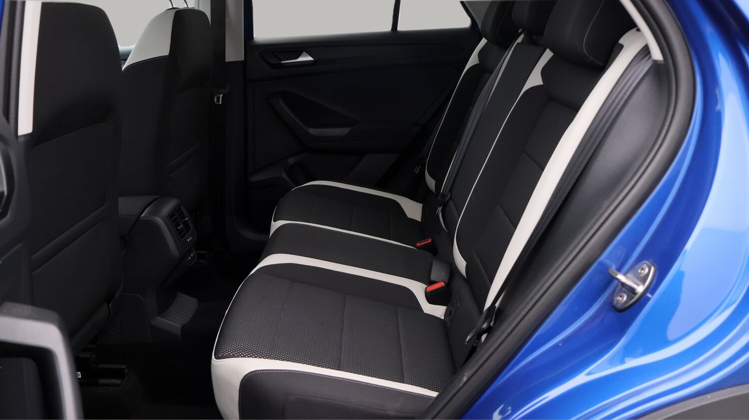 Used Volkswagen T-Roc 2021 for sale - 77931431: Photo 16