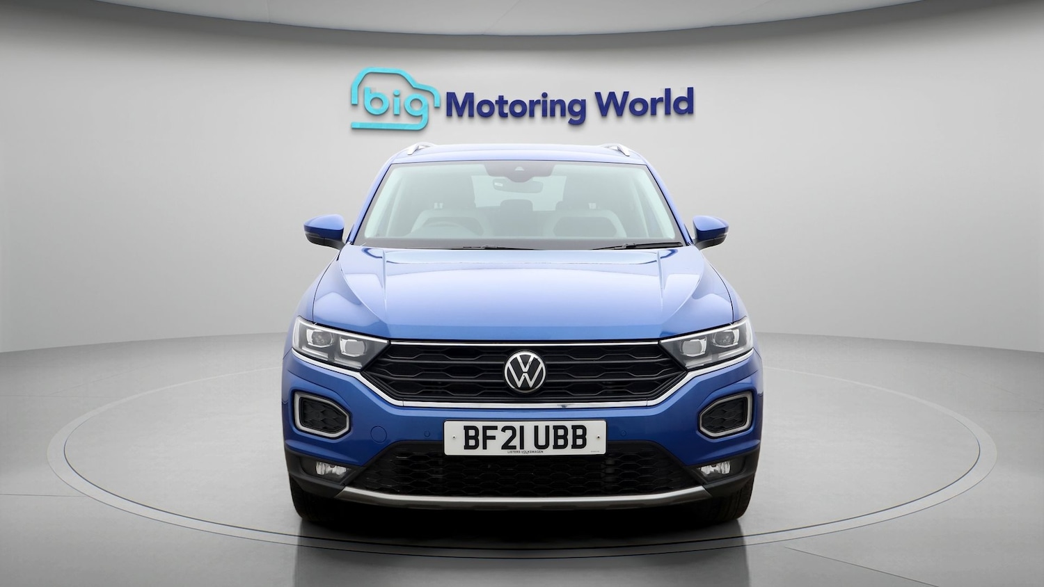 Used Volkswagen T-Roc 2021 for sale - 77931431: Photo 2