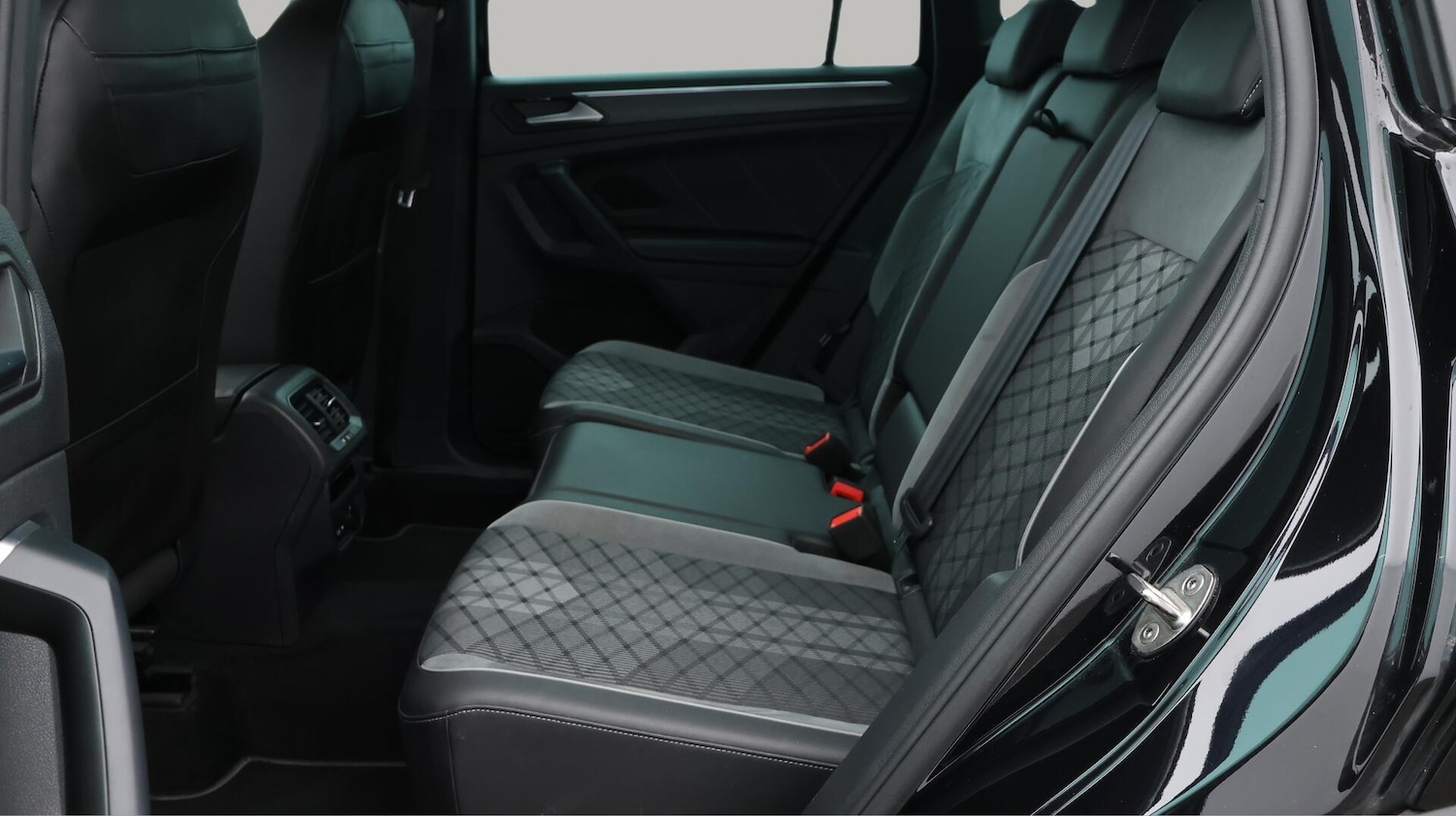 Used Volkswagen Tiguan 2023 for sale - 76607253: Photo 17