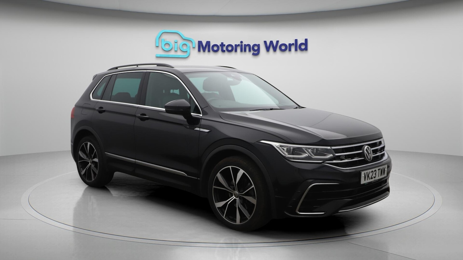 Used Volkswagen Tiguan 2023 for sale - 76607253: Photo 2