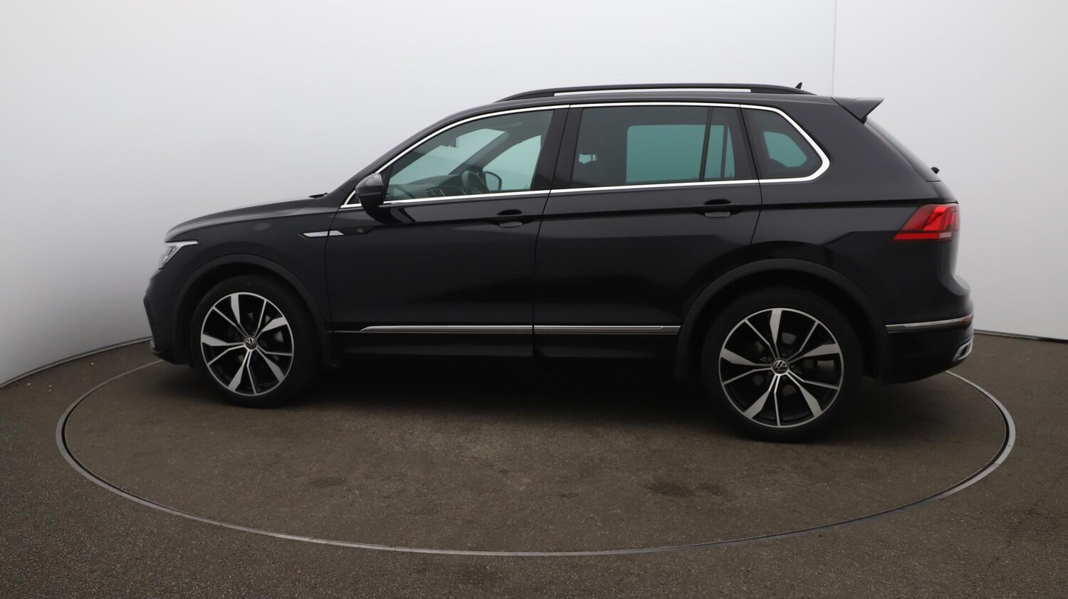 Used Volkswagen Tiguan 2023 for sale - 76607253: Photo 59