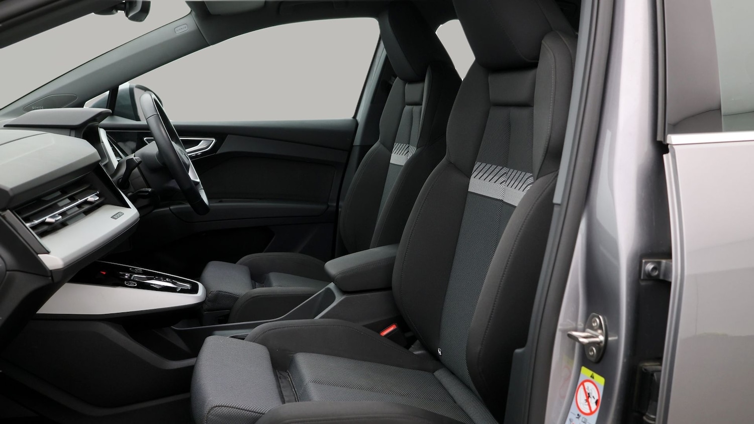 Used Audi Q4 e-tron 2023 for sale - 77731882: Photo 14