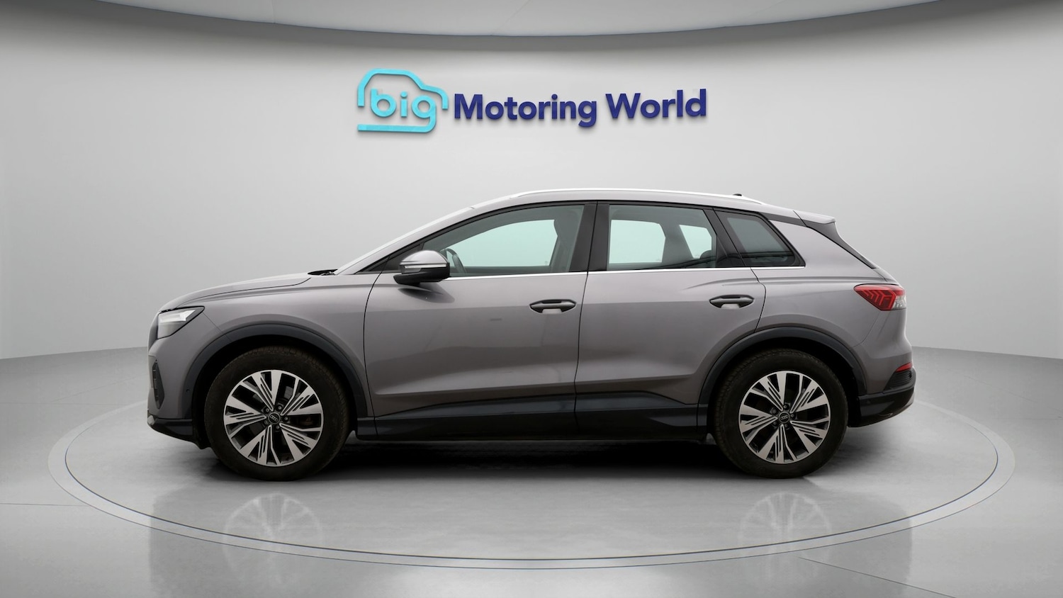 Used Audi Q4 e-tron 2023 for sale - 77731882: Photo 4