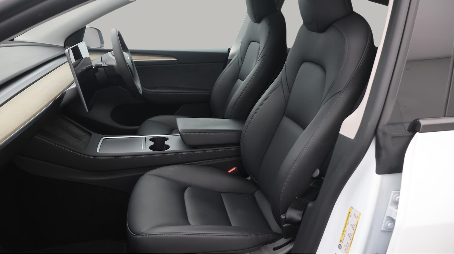 Used Tesla Model Y 2023 for sale - 76539085: Photo 15