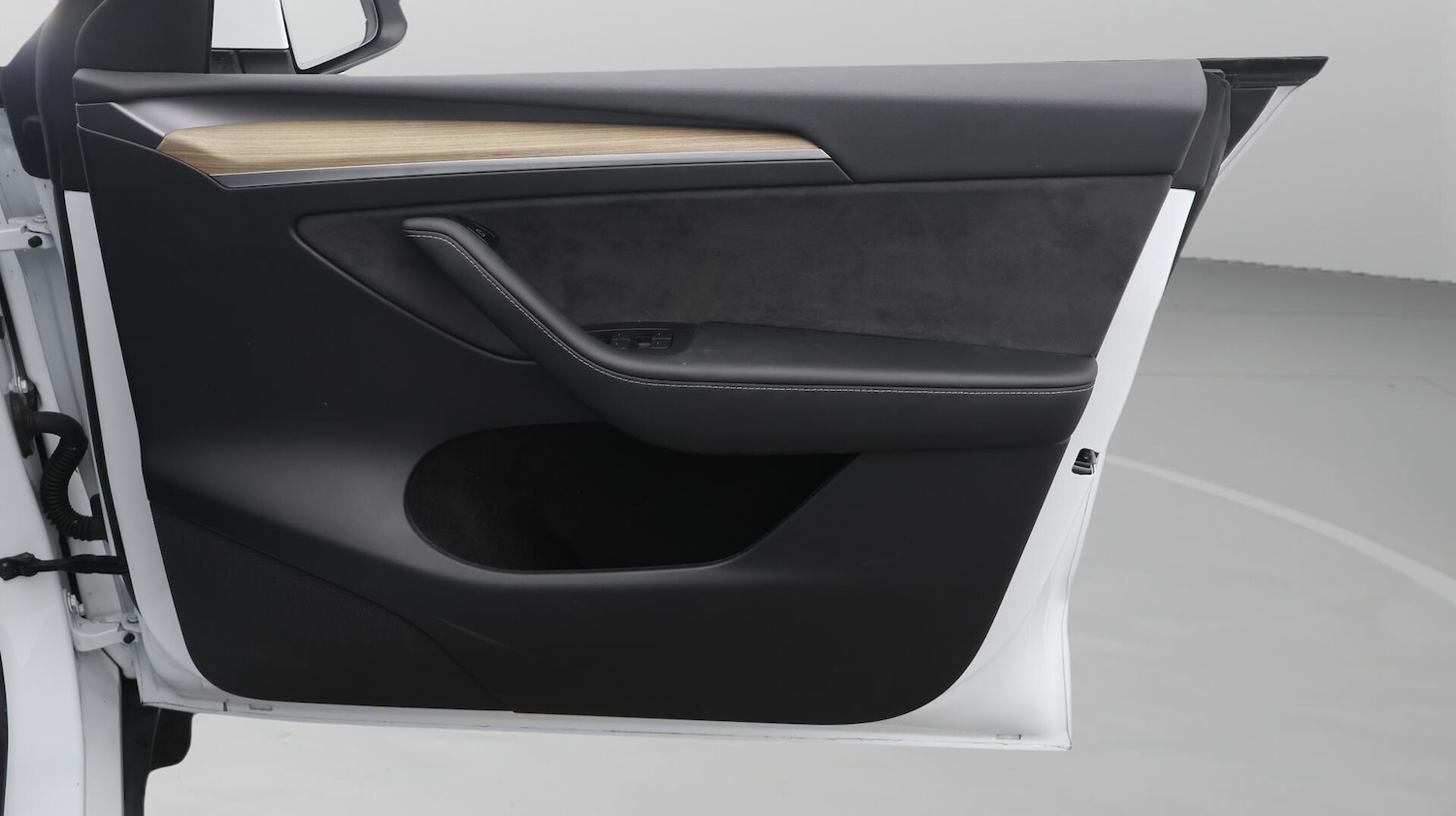 Used Tesla Model Y 2023 for sale - 76539085: Photo 16