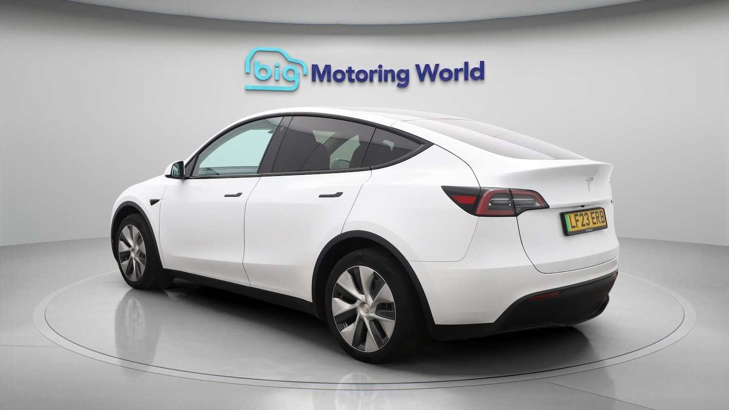 Used Tesla Model Y 2023 for sale - 76539085: Photo 6
