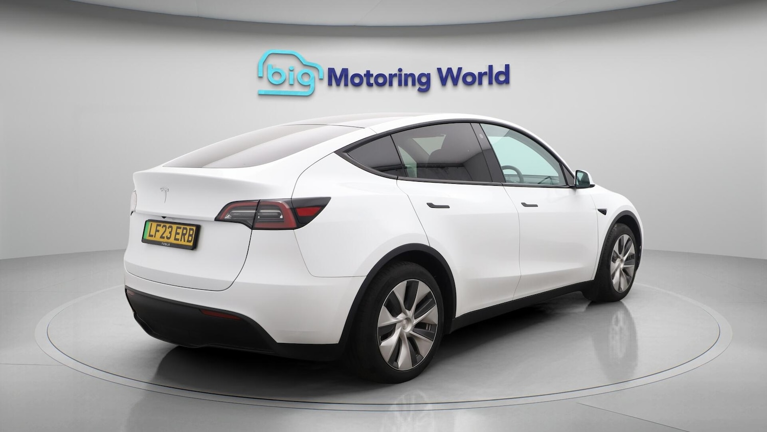 Used Tesla Model Y 2023 for sale - 76539085: Photo 8