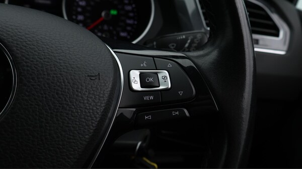 Used Volkswagen Tiguan 2020 for sale - 75770034: Photo 43
