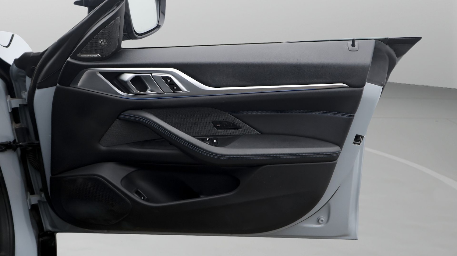 Used BMW i4 2022 for sale - 77336870: Photo 15