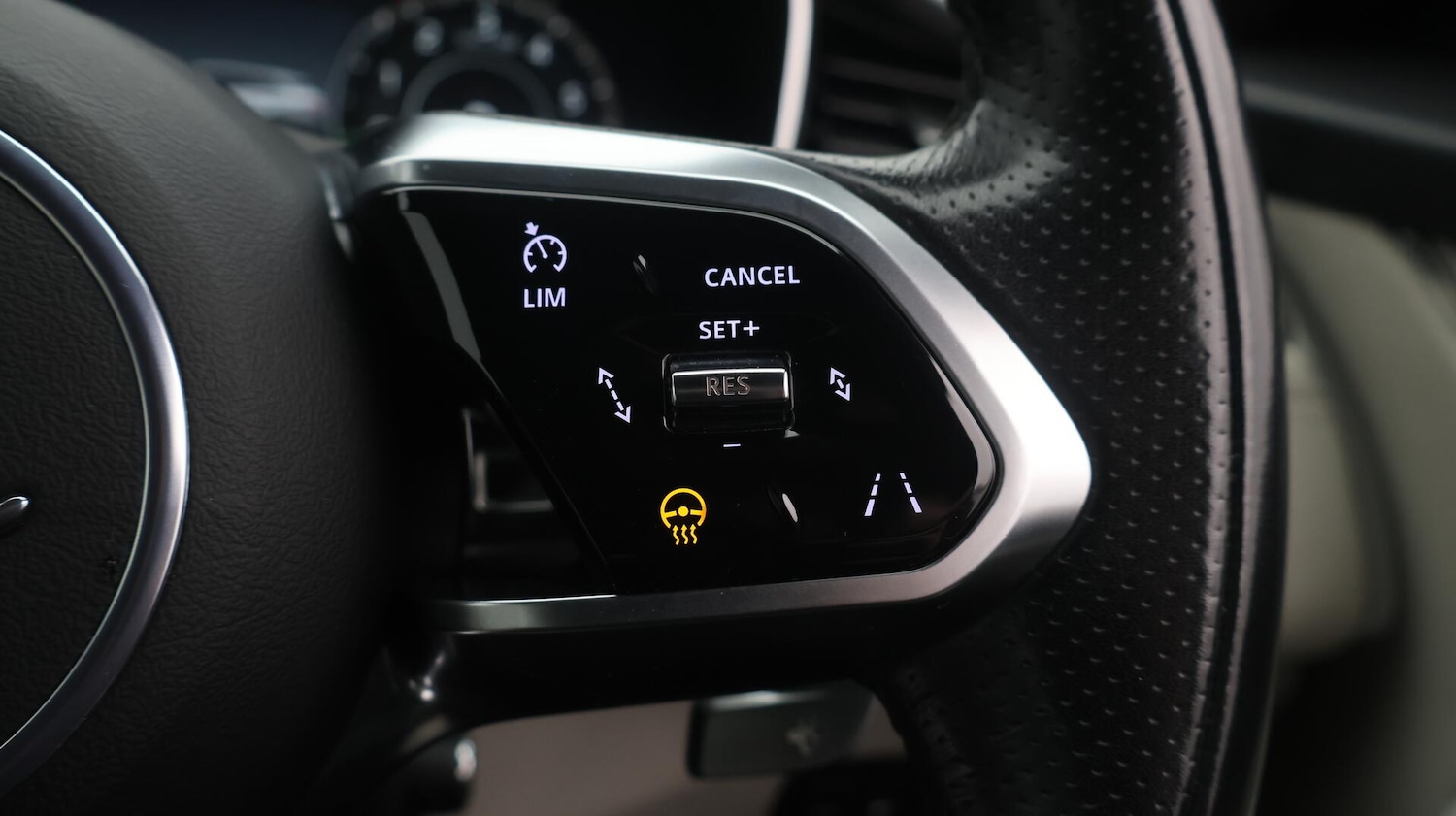 Used Jaguar F-Pace 2022 for sale - 76538815: Photo 27