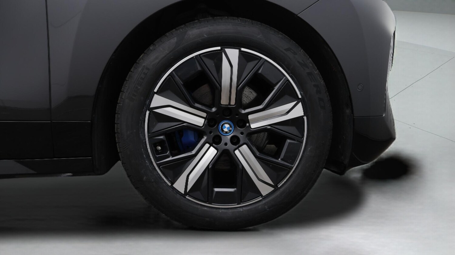 Used BMW iX 2022 for sale - 76607890: Photo 19