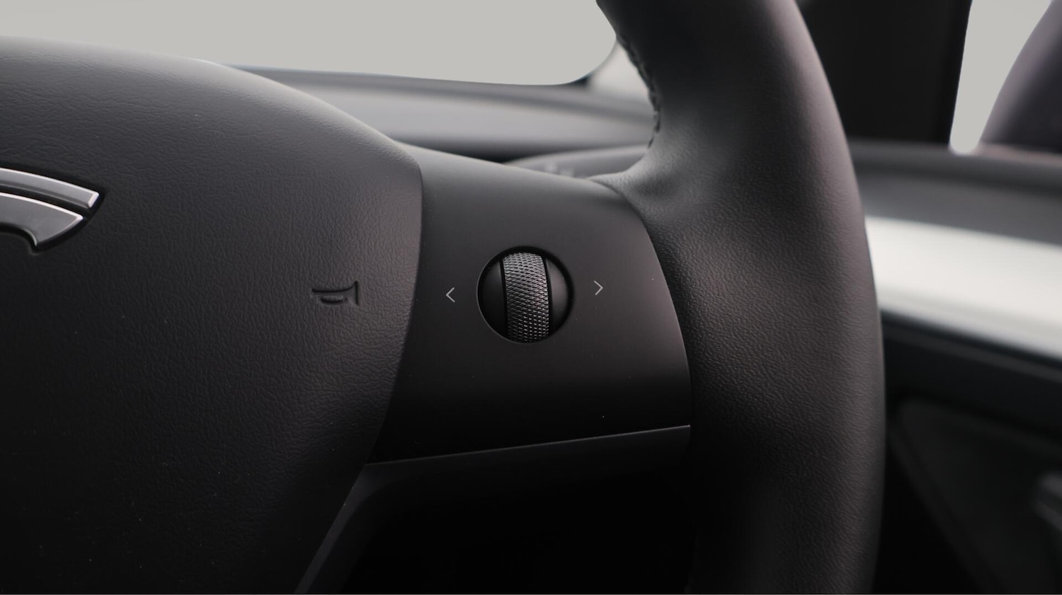 Used Tesla Model Y 2022 for sale - 76370458: Photo 25
