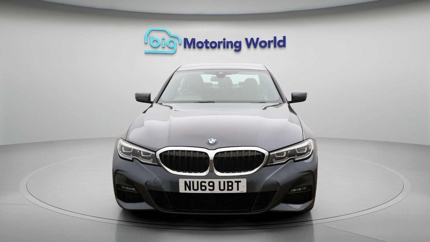 Used BMW 3 Series 2019 for sale - 77283552: Photo 2