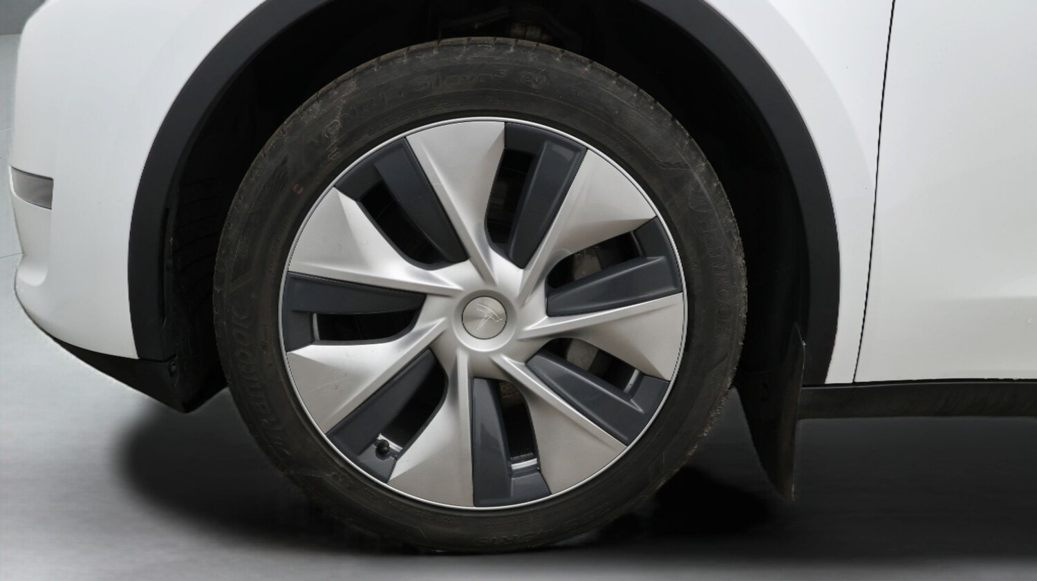 Used Tesla Model Y 2023 for sale - 77181822: Photo 18