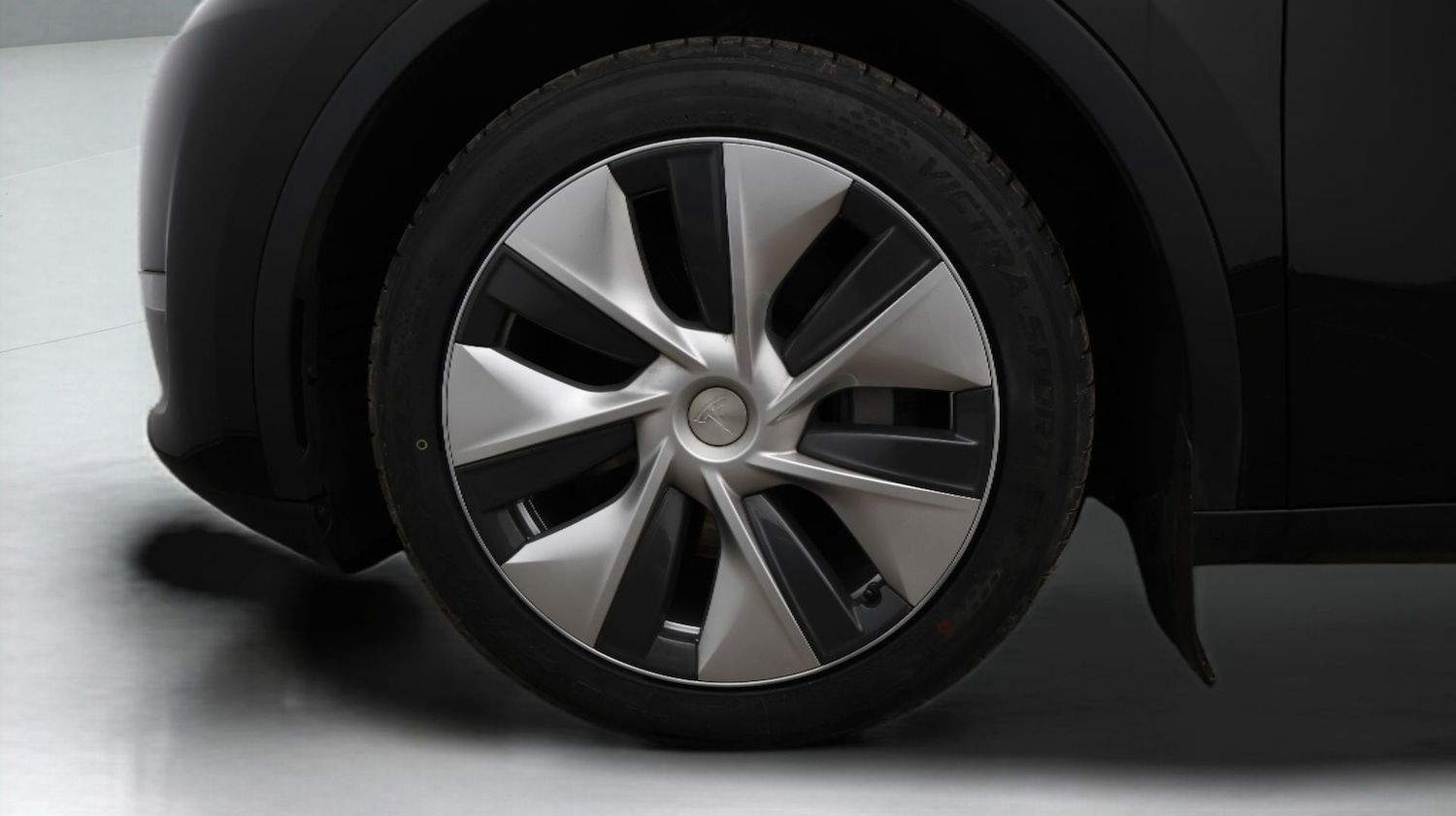 Used Tesla Model Y 2023 for sale - 77759205: Photo 18