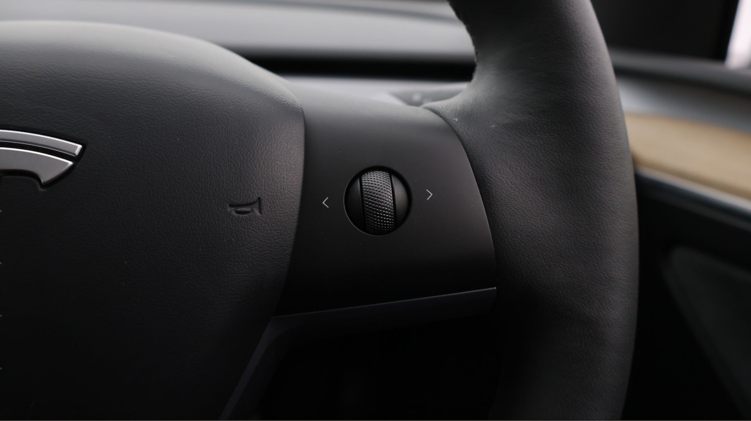 Used Tesla Model Y 2023 for sale - 77759205: Photo 26