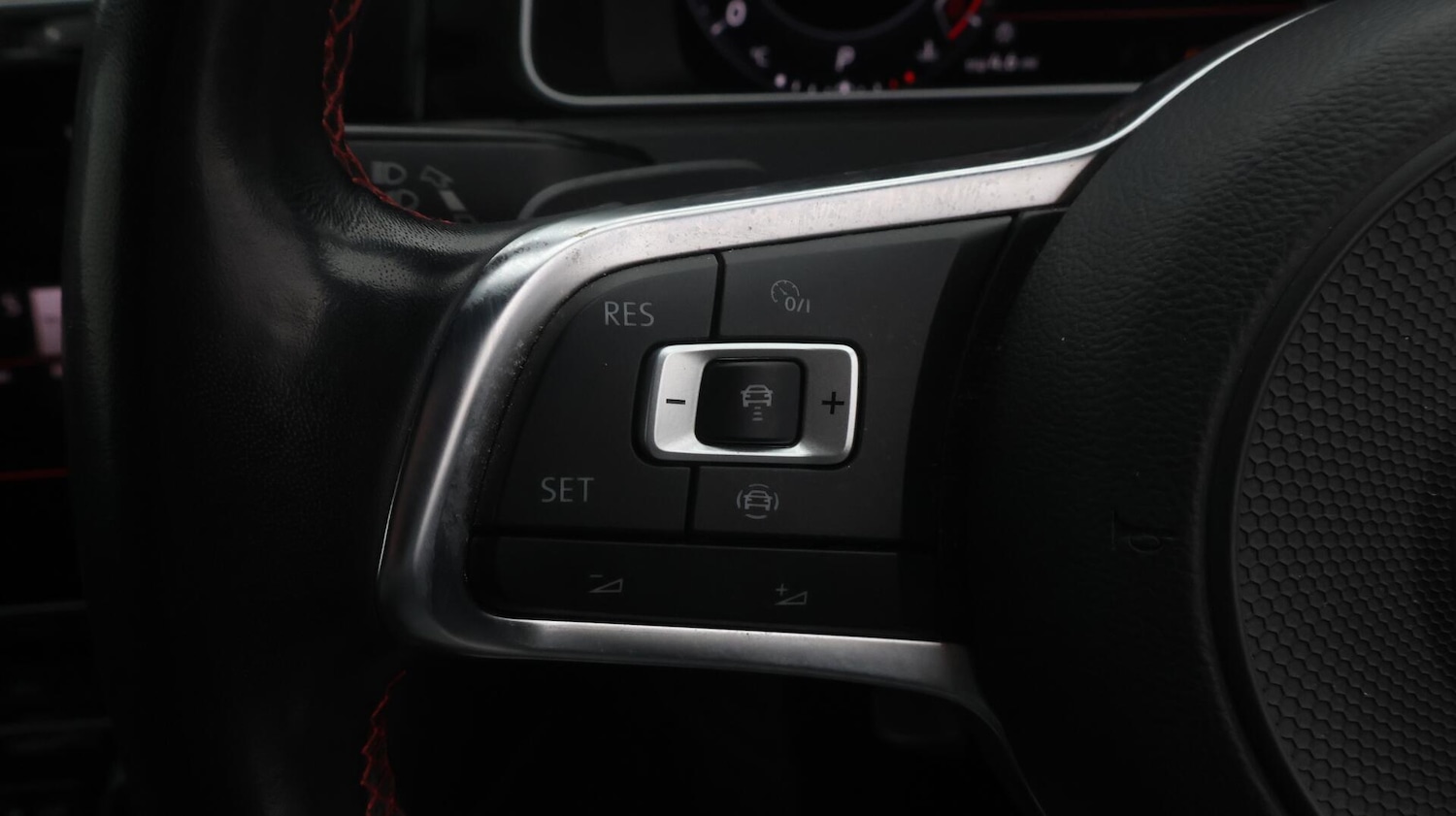 Used Volkswagen Golf 2020 for sale - 76735146: Photo 24