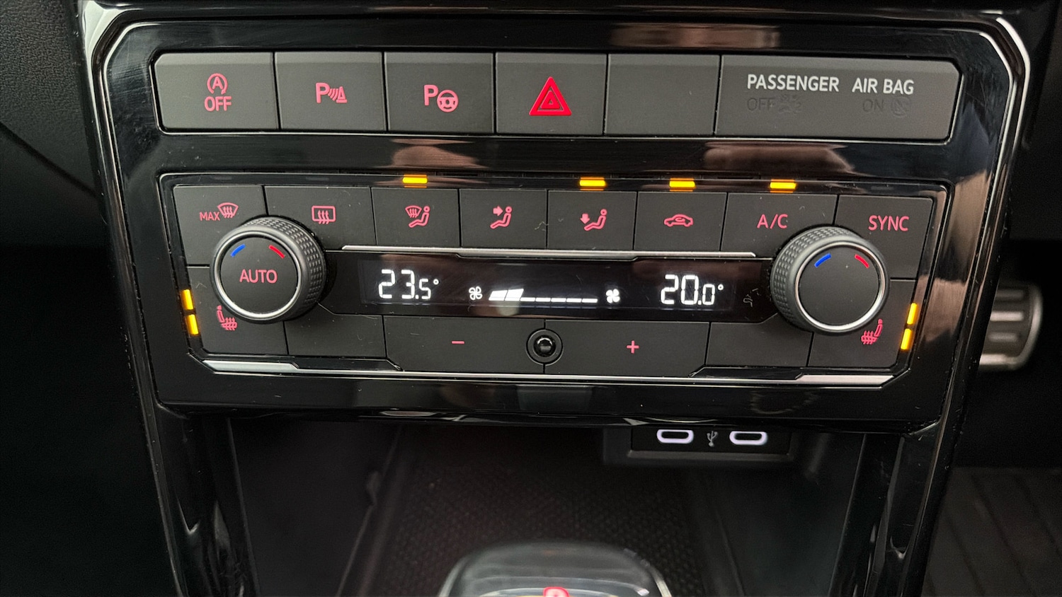 Used Volkswagen T-Cross for sale - 78143669: Photo 11