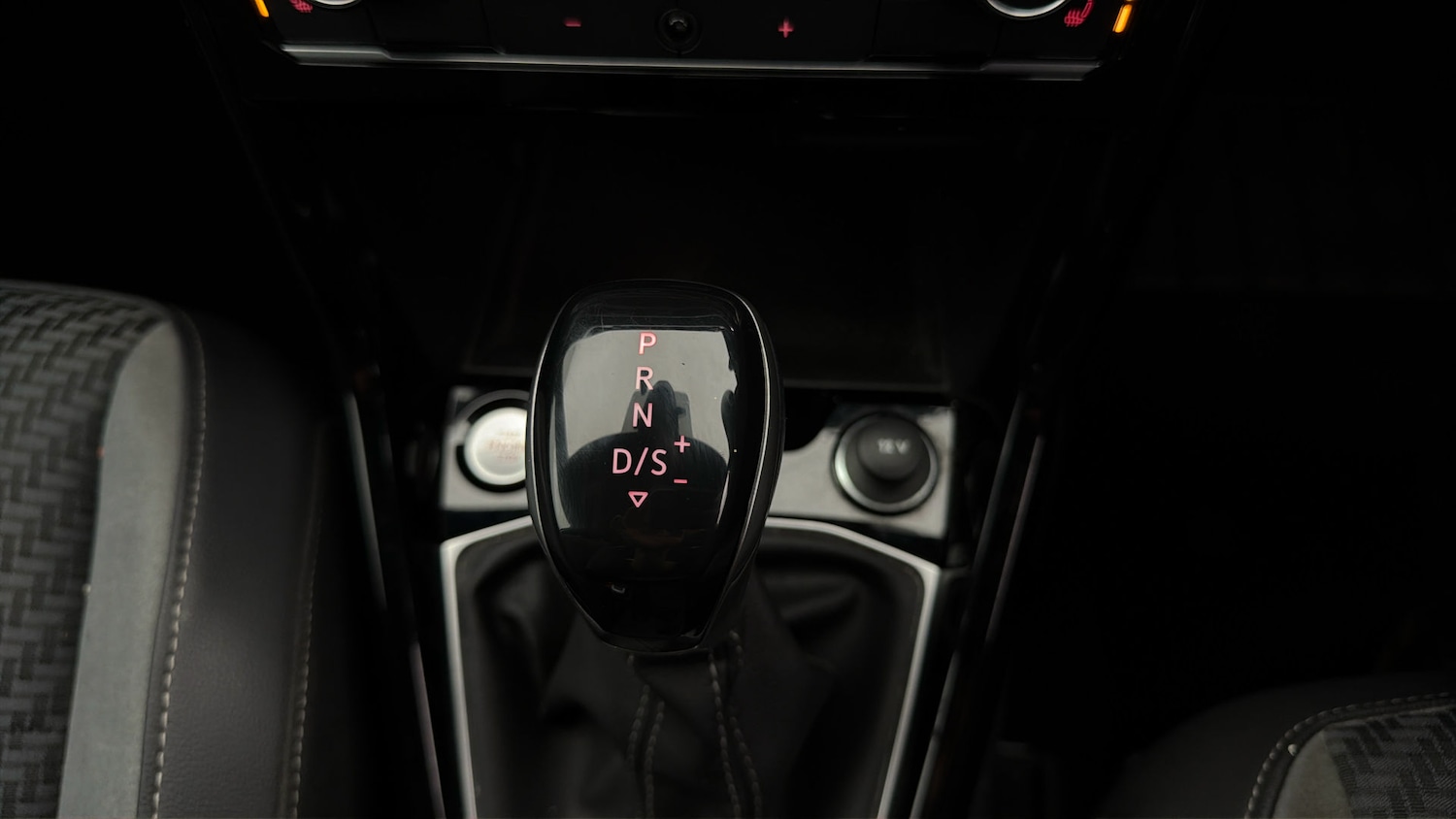 Used Volkswagen T-Cross for sale - 78143669: Photo 24