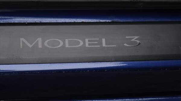 Used Tesla Model 3 2021 for sale - 76189364: Photo 24
