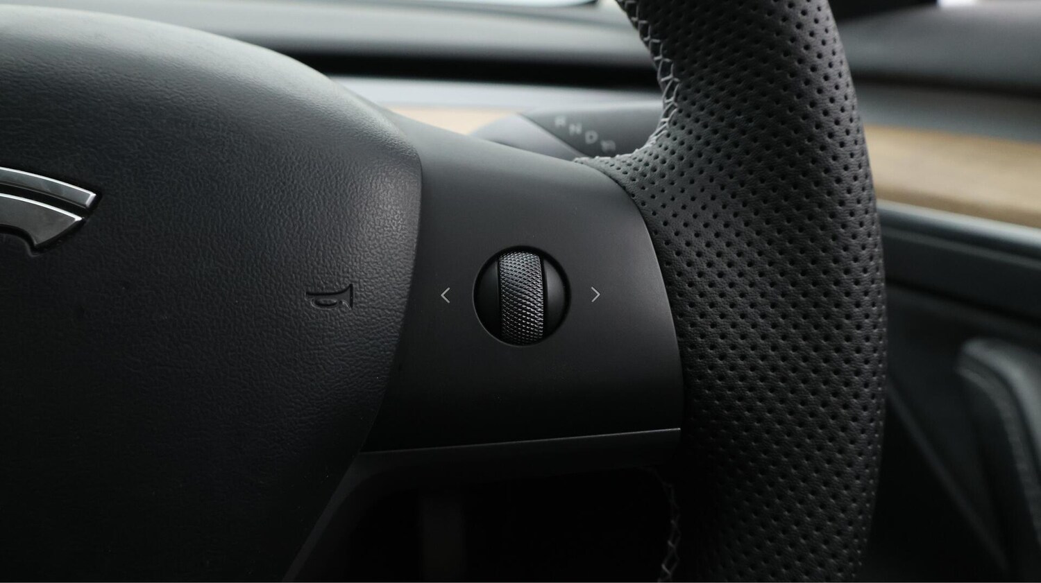 Used Tesla Model 3 2021 for sale - 76189364: Photo 27