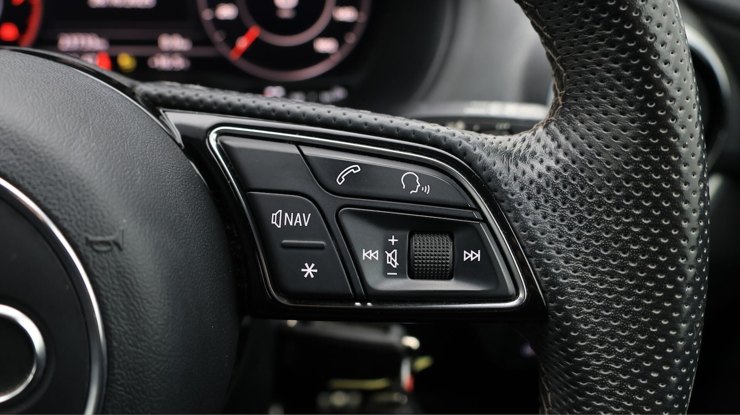 Used Audi Q2 2021 for sale - 76431933: Photo 24