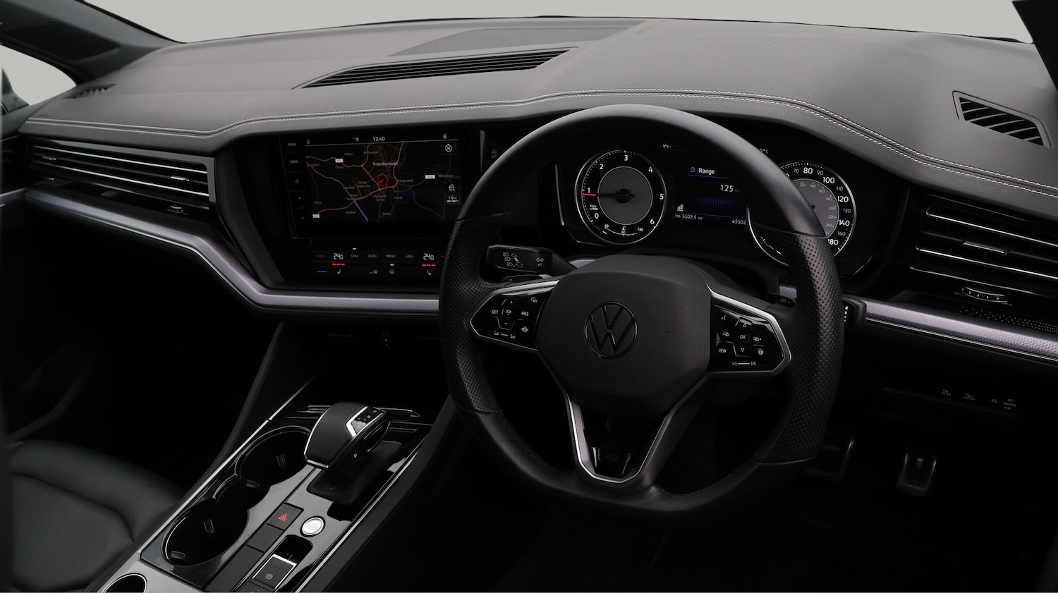 Used Volkswagen Touareg 2023 for sale - 77701192: Photo 9