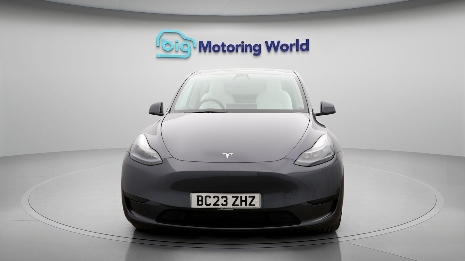 Used Tesla Model Y 2023 for sale - 77385000: Photo 2