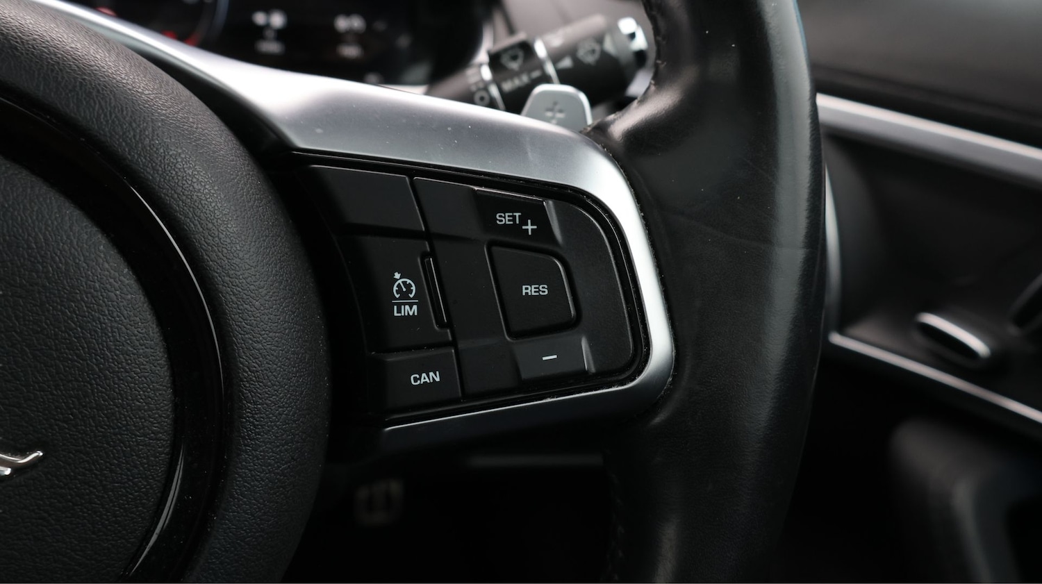 Used Jaguar F-Type 2021 for sale - 78029643: Photo 25