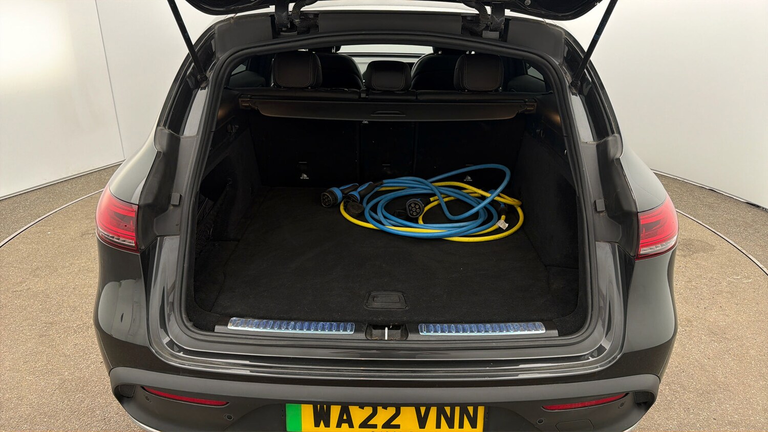 Used Mercedes-Benz EQC 2022 for sale - 77945843: Photo 16