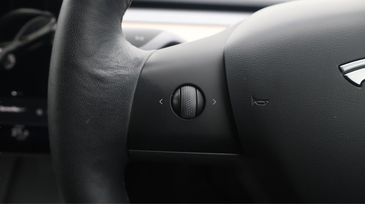 Used Tesla Model 3 2021 for sale - 76573338: Photo 24