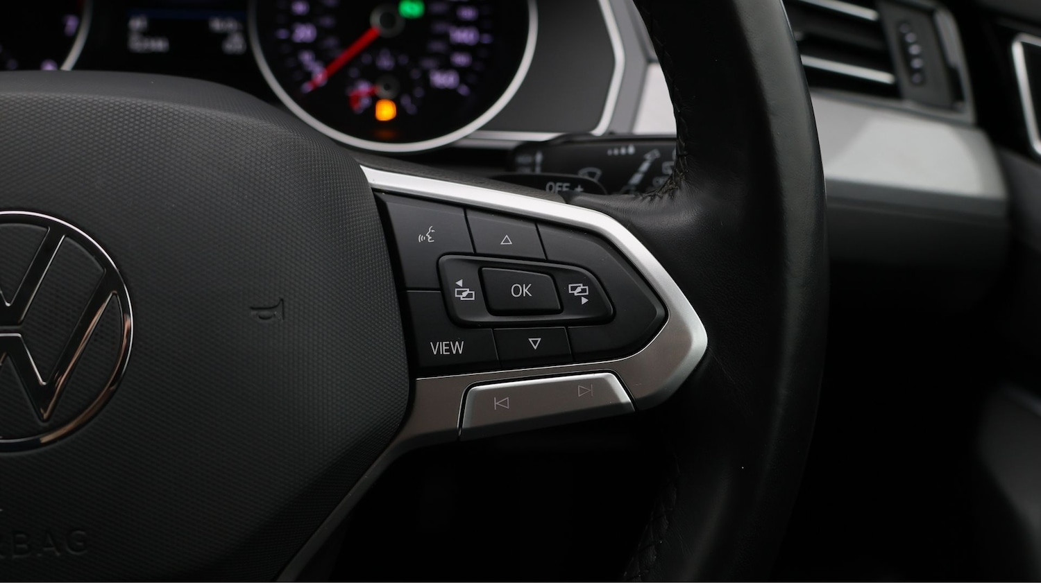 Used Volkswagen Passat 2023 for sale - 77675808: Photo 23