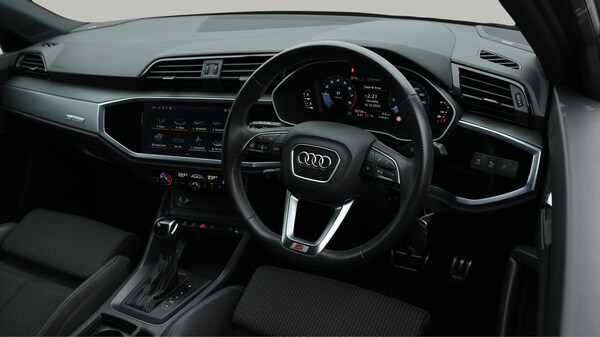 Used Audi Q3 2022 for sale - 76296007: Photo 10